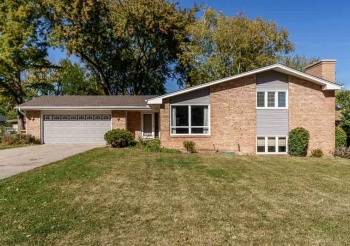 4868 Crofton, ROCKFORD, Illinois 61114, 3 Bedrooms Bedrooms, ,2 BathroomsBathrooms,House,For Sale,Crofton,202405883