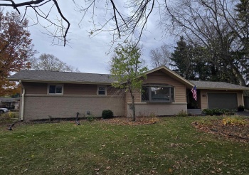 5716 Knollwood, ROCKFORD, Illinois 61107, 4 Bedrooms Bedrooms, ,2 BathroomsBathrooms,House,For Sale,Knollwood,202406392