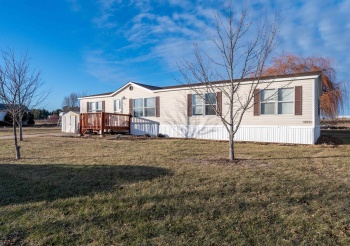 3747 IL RT 64, MOUNT MORRIS, Illinois 61054, 5 Bedrooms Bedrooms, ,2 BathroomsBathrooms,House,For Sale,IL RT 64,202500142